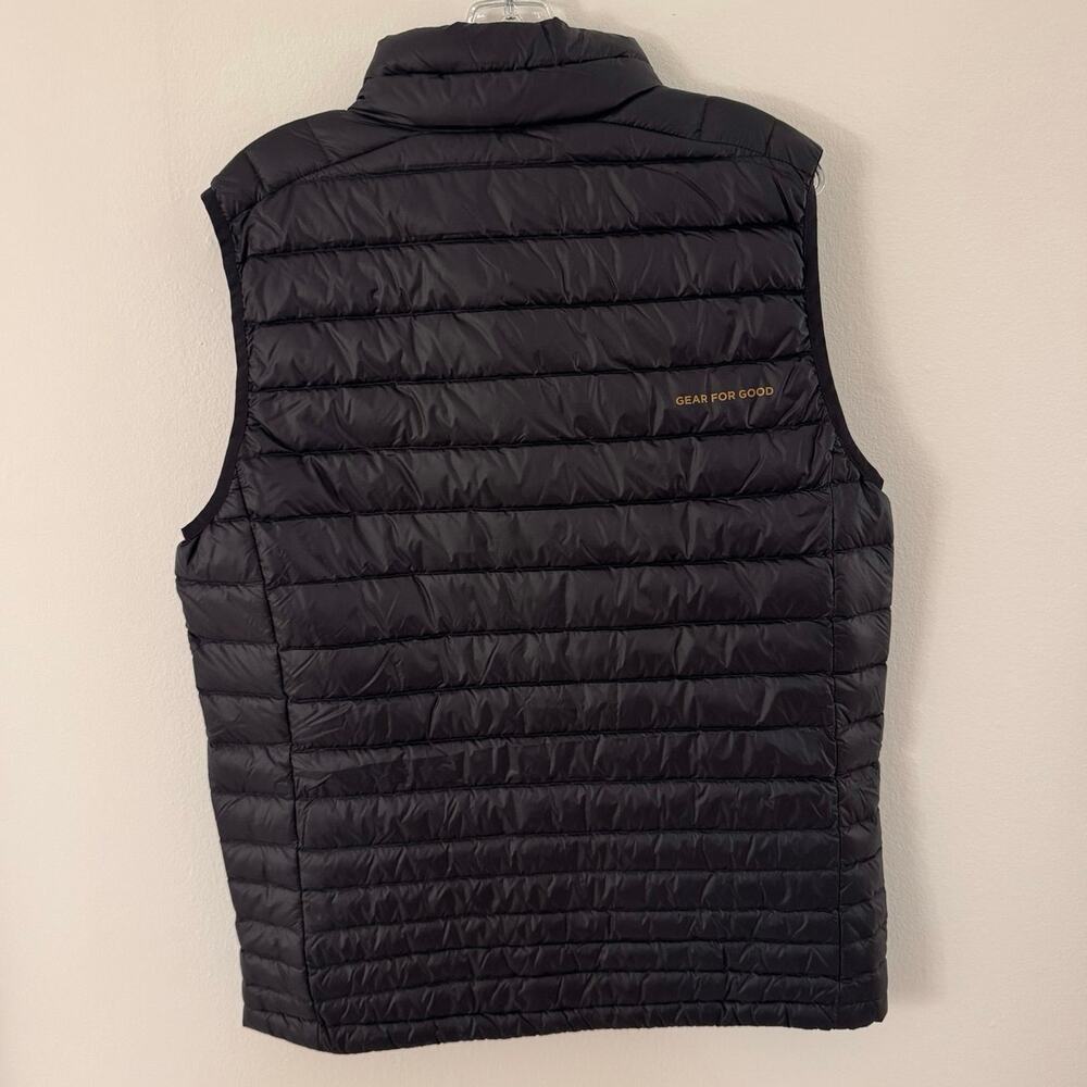 NWT Cotopaxi Fuego Down Vest Men’s Medium Black Insulated Packable Gold Logo - Picture 4 of 4